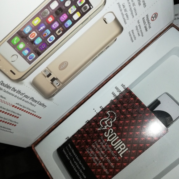 SQUIRL iPhone 6/6S Battery Case - Built-In Charger - Picture 3 of 6